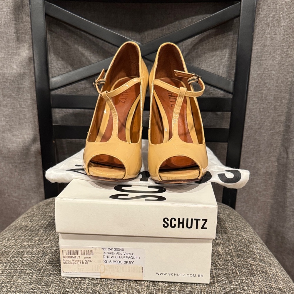 SCHUTZ Champagne Peep-Toe T strap Heels